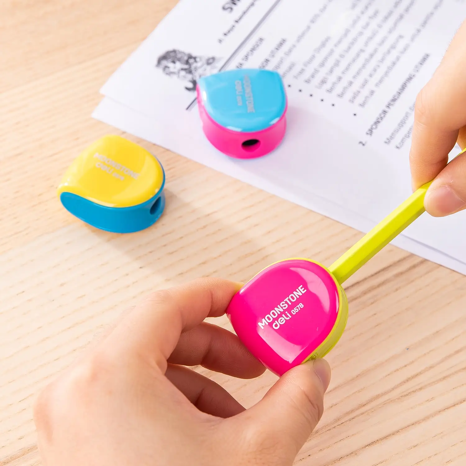 Sacapuntas Moon Stone con recipiente Blister - Imagen 2